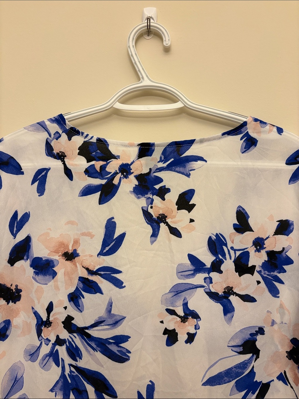Torrid Georgette Peplum Floral Top Flutter Sleeves Size 1 14-16 - Picture 8 of 14